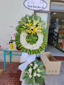 Kệ hoa viếng tang lễ HTL430